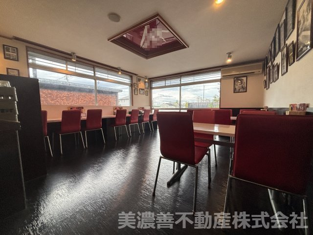 ６７３７７　岐阜市茜部菱野４丁目中古戸建の内装