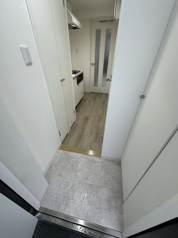 【玄関】