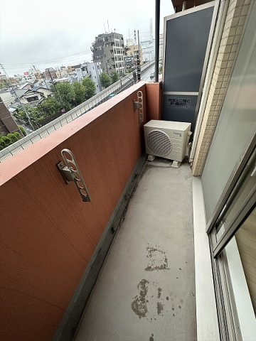 【バルコニー】