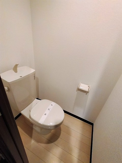ゴールドスターのトイレ|清潔感のあるトイレです