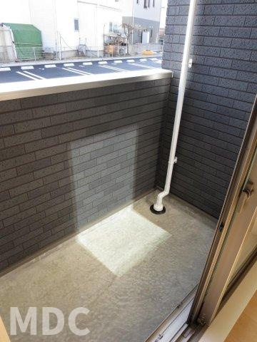 徳島市北矢三町３丁目のアパートのバルコニー