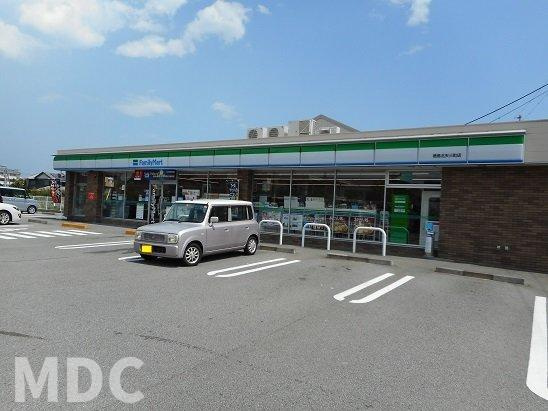 徳島市北矢三町３丁目のアパートの周辺|ファミリーマートさんまで750m