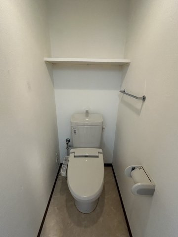 バリューエクセのトイレ|別号室参考写真