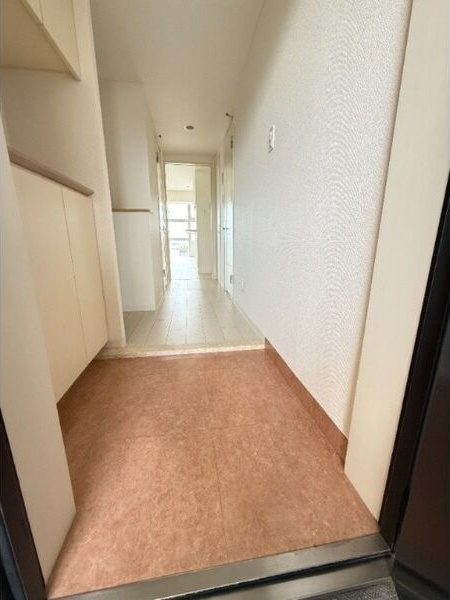 コンフォートEXE連坊ステーションの玄関