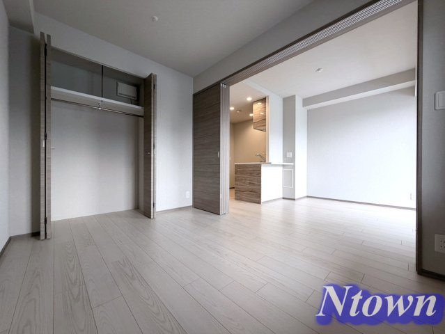 【その他】 | プレサンス ロジェ 金山ミッドゲート | おしゃれな居間です