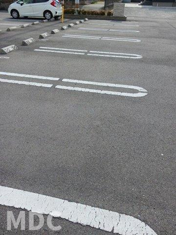 徳島市北沖洲３丁目のアパートの駐車場