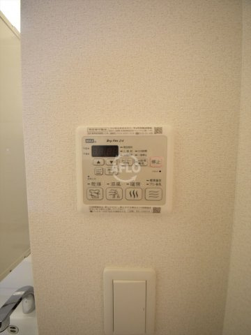 プレサンス難波マジョリティの設備|プレサンス難波マジョリティ　浴室乾燥機