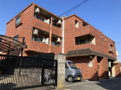 アドサム小山の外観