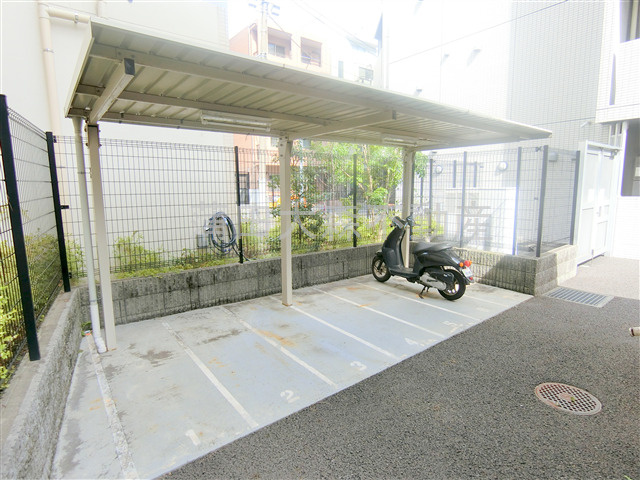 ル・リオン南大井のその他共用部分|バイク置き場　空き状況等詳細はお問合せ下さい！