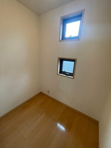 ラーデナーの内装