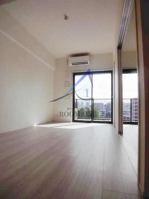 ＳＡＫＵＲＡレジデンスの居間・リビング|洋室のお部屋です。