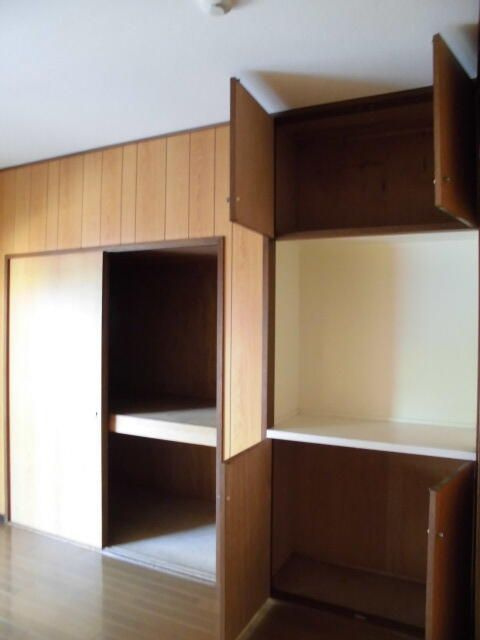 中原グリーンハイツの収納