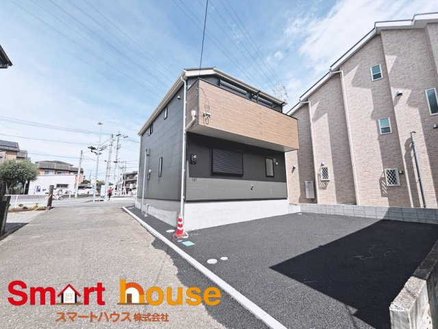 相模原市緑区二本松第３２の前面道路含む現地写真|お住まいの前面道路が広いと駐車が楽になり、陽当たりも遮られないので明るく居心地の良いお家になります♪