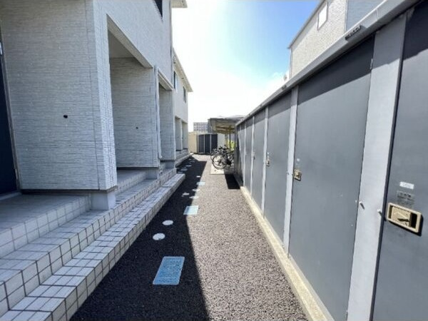 フェリーズ南仙台のエントランス