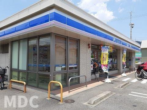 徳島市八万町夷山のアパートの周辺|ローソン八万町下福万店まで600m