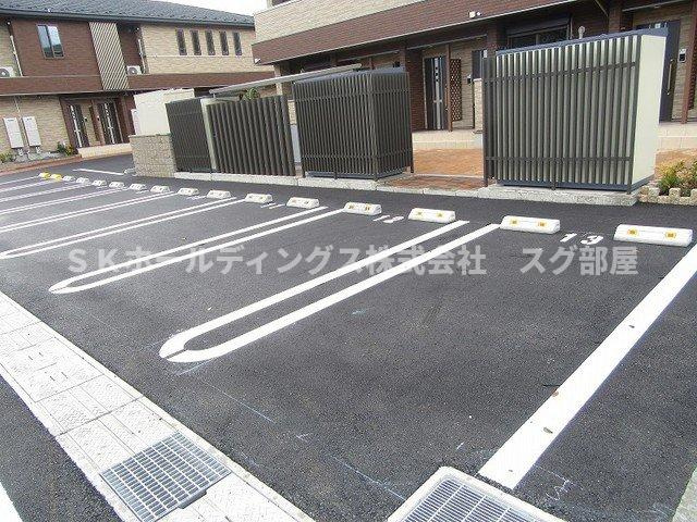 リベルテⅡ・２号館の駐車場