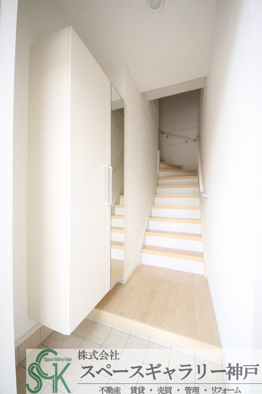 プレミアコートの玄関|※お部屋により仕様が異なる場合があります※