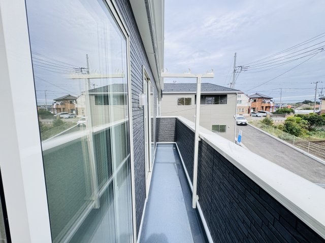 松戸市六実５丁目新築戸建（六実第12）のバルコニー|東向きワイドバルコニー
