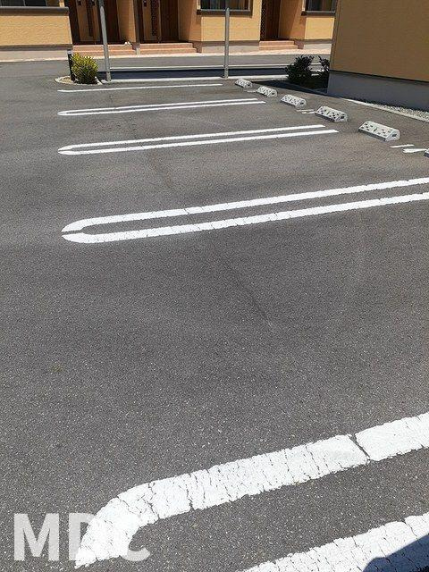 カンパーニュメゾン風雅　Ｂの駐車場