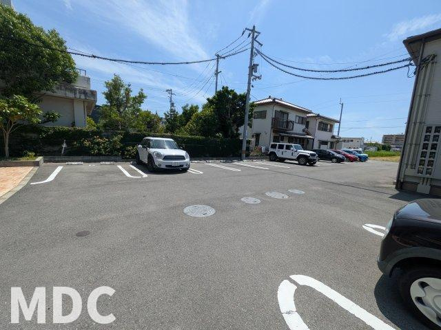 シエロ・ガーデン北島Ｂの駐車場