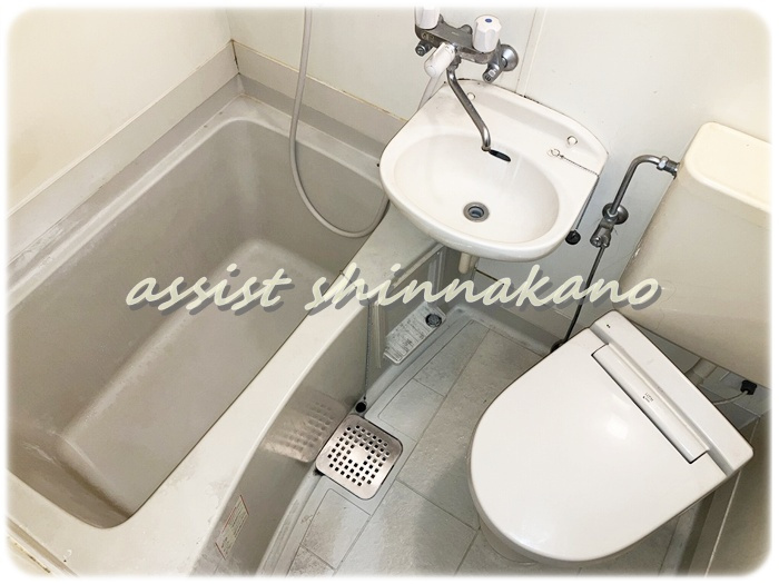 第二丸忠ビルの洗面所
