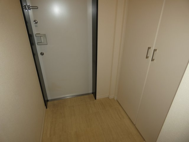 【玄関】 | CASA WISTARIA1