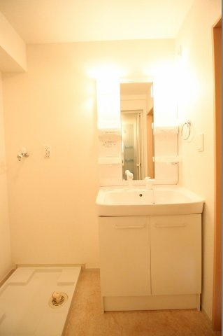 エトワールⅡの洗面所|※お部屋により仕様が異なる場合があります※
