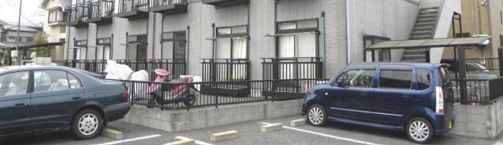 ベルメゾンSTの駐車場