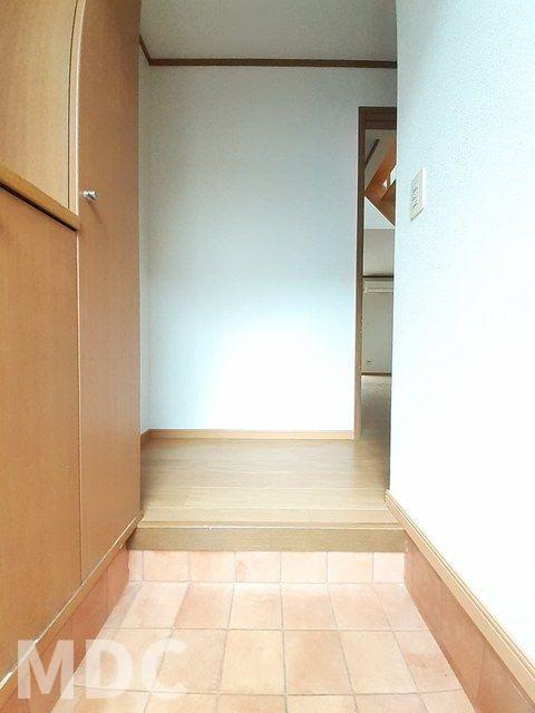 ビレッジあいＣの玄関