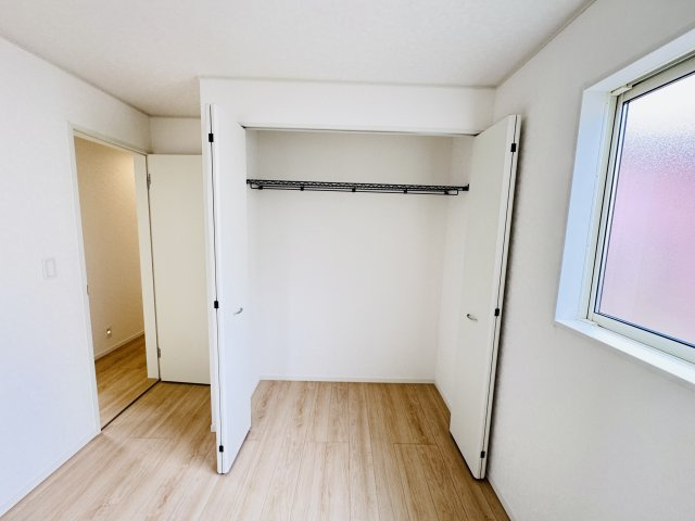 松戸市六実５丁目新築戸建（六実第12）の収納|5.25帖洋室収納