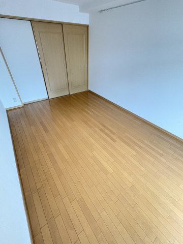 エミネンス新千葉の洋室|※反転タイプ