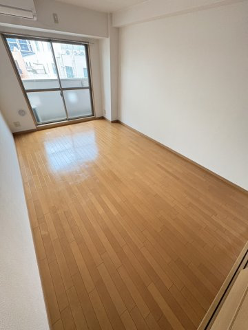 エミネンス新千葉の洋室|※反転タイプ