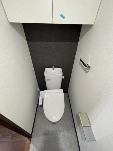 Ｔｈｅ　Ｓｈｉｎａｇａｗａ　Ｅａｓｔ　Ｒｅｓｉｄｅｎｃｅのトイレ|落ち着いたトイレです