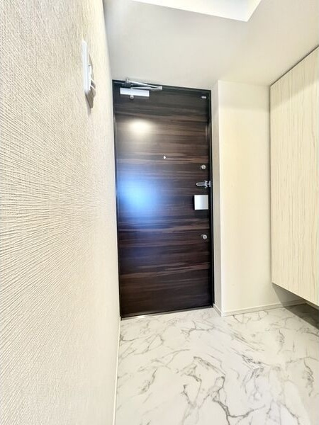 S-RESIDENCE熱田Ⅱの玄関