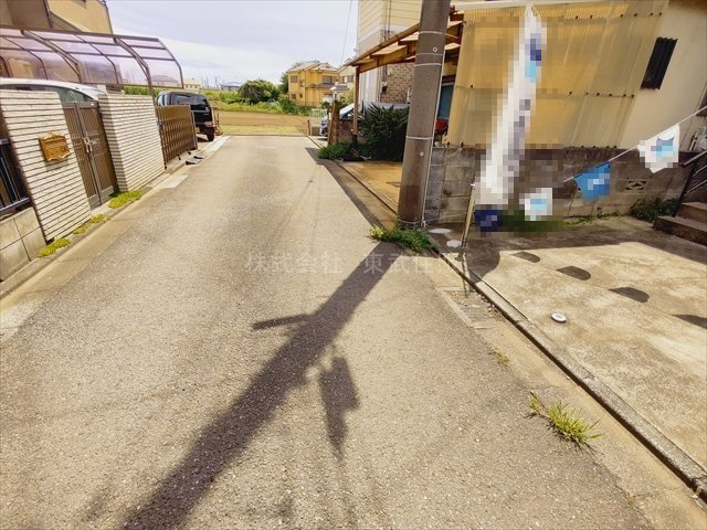 【前面道路含む現地写真】の画像