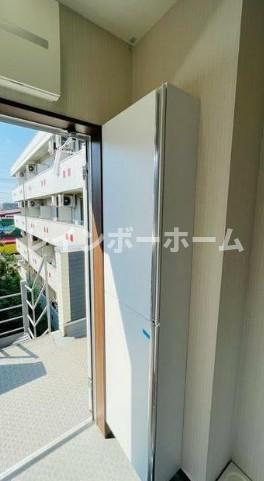 アストン八潮の玄関