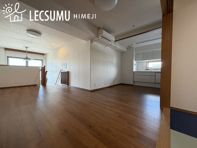 アルファステイツ姫路本町の居間・リビング