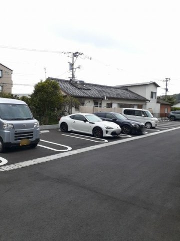 【駐車場】 | ラヴィエールⅡ　Ｂ | カースペースがあります