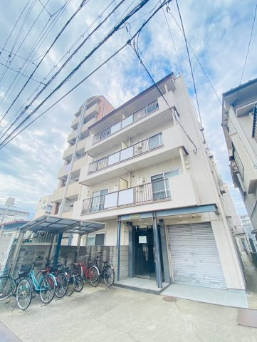 大阪市淀川区東三国４丁目の賃貸マンションの外観