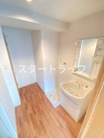 大阪市淀川区東三国４丁目の賃貸マンションの洗面所