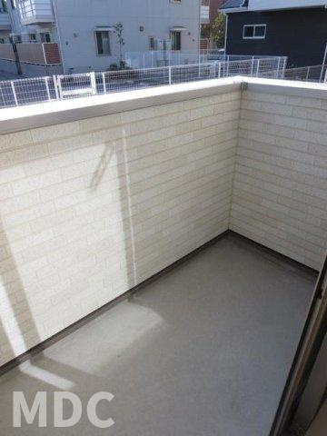 徳島市北田宮２丁目のアパートのバルコニー