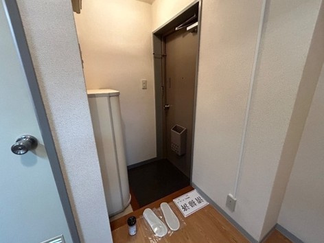 ベルメゾン並木の玄関