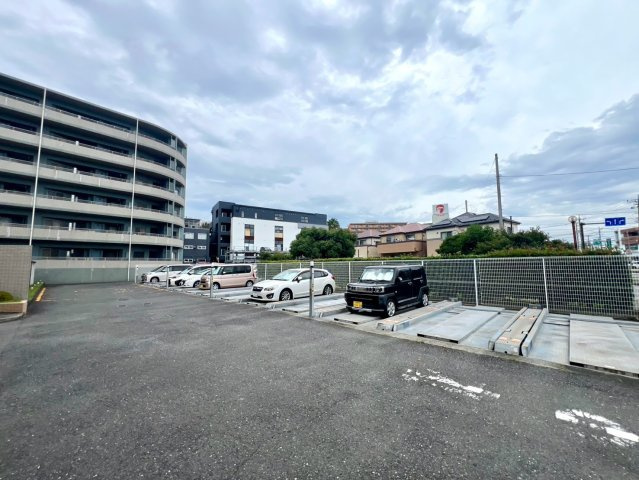 【駐車場】 | ビッグヴァングランヴァーグ茅ヶ崎