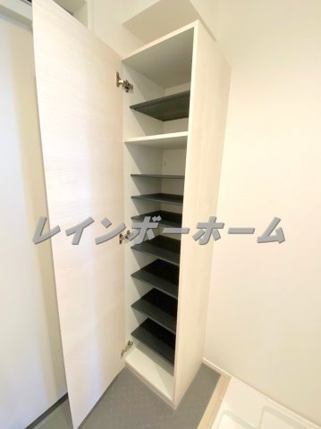 特典：仲介手数料が50％OFFです‼の玄関|ゆったりとした玄関です