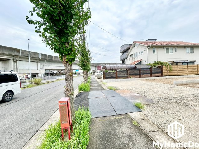 春日井市勝川町　6期の前面道路含む現地写真