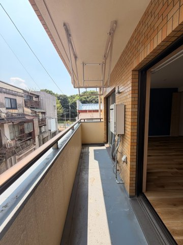 ダイアパレス白壁　名古屋市賃貸　仲介手数料無料のバルコニー
