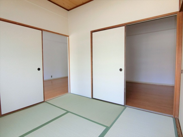 メゾンブランカの和室