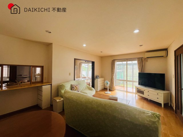 【居間・リビング】 | 東松山市下唐子　中古戸建