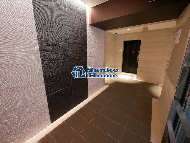 リヴシティ向島参番館のエントランス