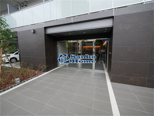 リヴシティ向島参番館のエントランス